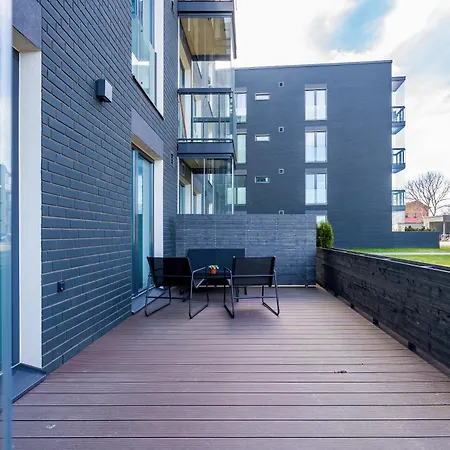 Apartment Dream - Modern Design With Balcony & Free Parking
